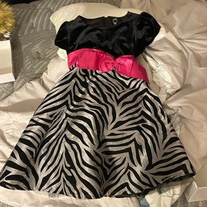 Zebra and Velvet Top Dress